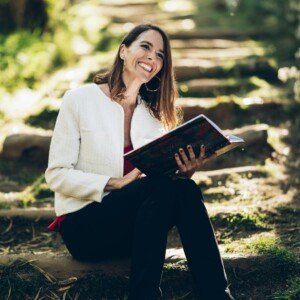 Jennifer Vignaud, conférencière, intervenante au sein d'entreprises, universités, organisations, programmes, QVCT, festivals, événements alternatifs